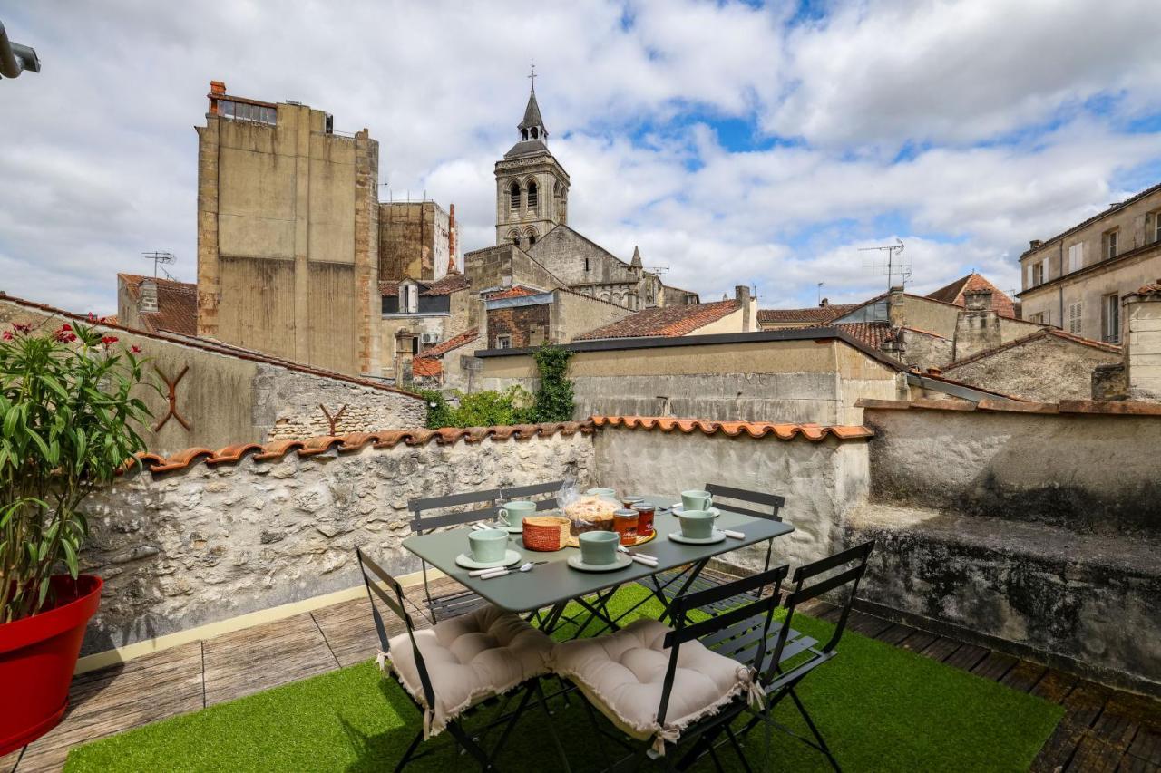 Apartamento Tour Du Palais #Terrasse #Vue Cognac Exterior foto